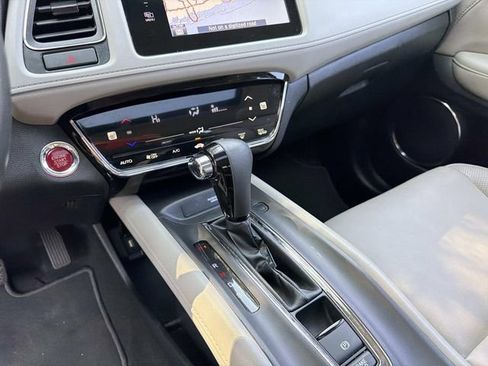 Used 2018 Honda HR-V EX-L image 33