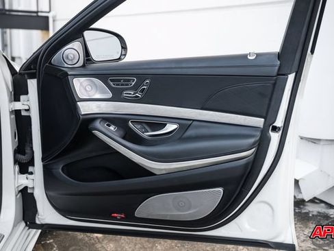 Used 2014 Mercedes-Benz S 63 AMG 4MATIC Sedan image 79