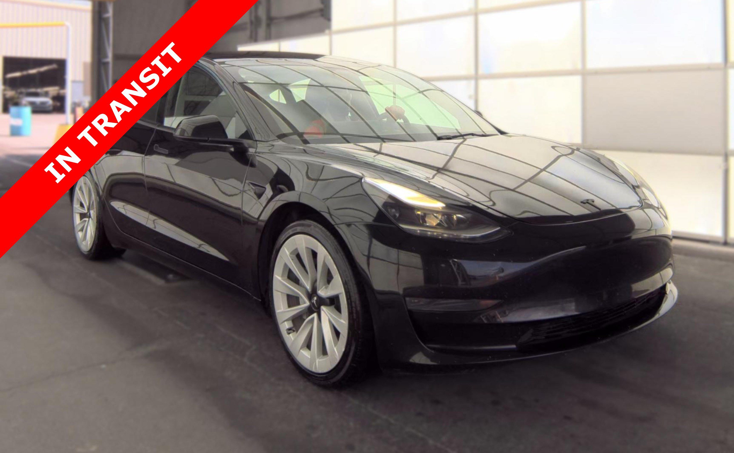 Used 2023 Tesla Model 3 Standard Range RWD image 3