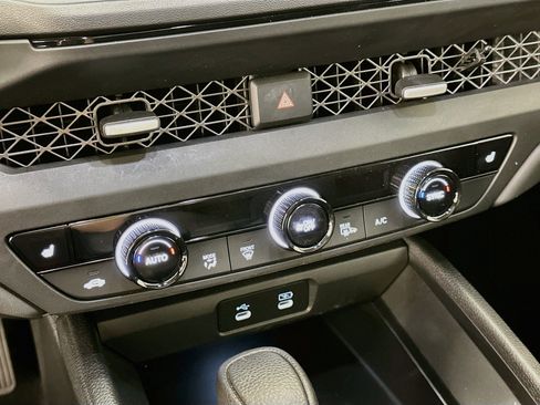 Used 2025 Honda Accord SE image 22