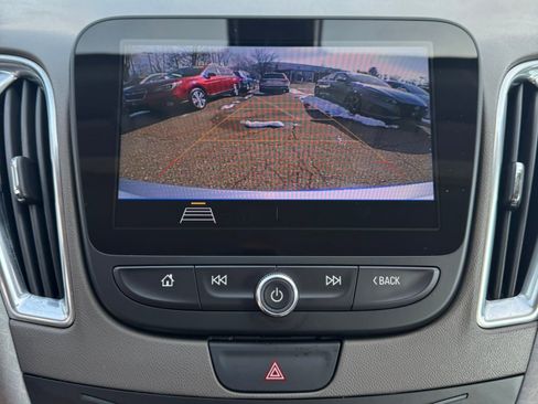 Used 2019 Chevrolet Malibu LT w/ Driver Confidence Package image 20