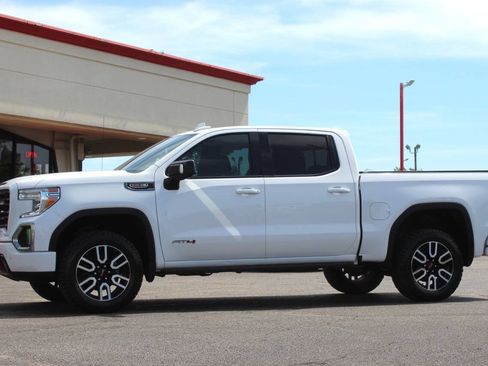 Used 2021 GMC Sierra 1500 AT4 w/ AT4 Premium Package AWD/4WD image 6