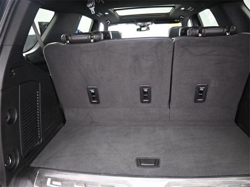 Used 2023 Chevrolet Tahoe LT w/ Luxury Package image 27