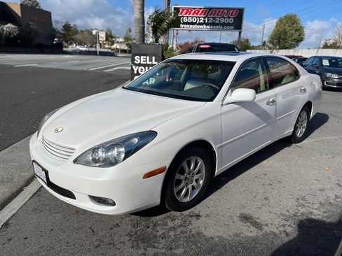 Used 2003 Lexus ES 330 image 3