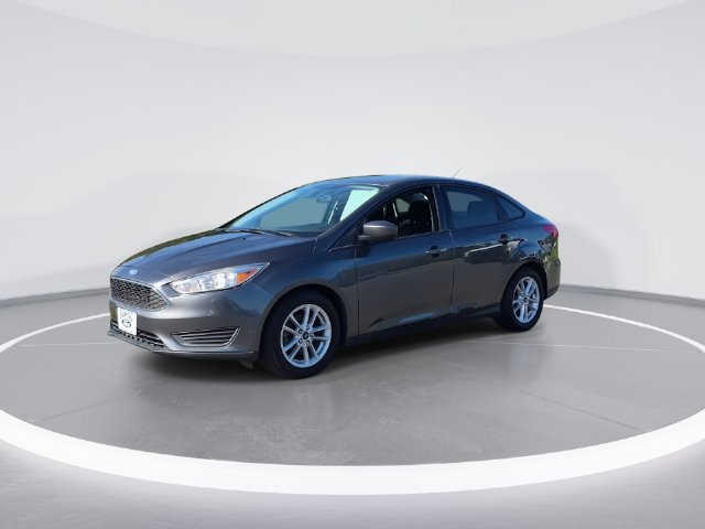Used 2018 Ford Focus SE FWD image 4
