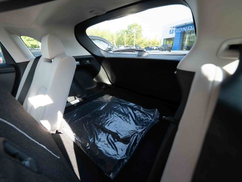 New 2026 Honda HR-V LX image 24