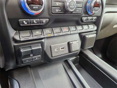 Used 2022 GMC Sierra 1500 Denali w/ Technology Package image 25
