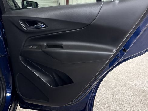 Used 2023 Chevrolet Equinox LT image 23