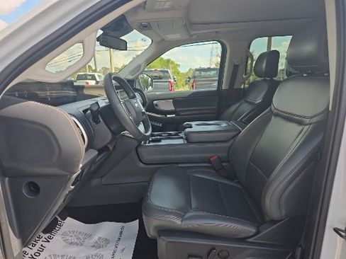 Certified 2025 Ford Expedition Active RWD image 5
