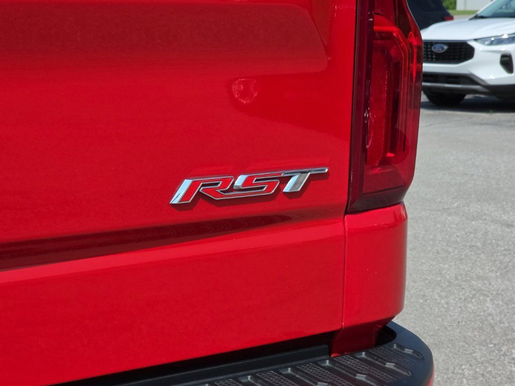 Used 2019 Chevrolet Silverado 1500 RST w/ All-Star Edition AWD/4WD image 13