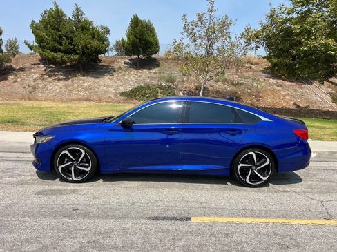 Used 2021 Honda Accord Sport Special Edition image 2