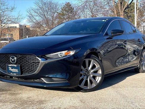 Used 2020 MAZDA MAZDA3 Sedan w/ Select Package image 2