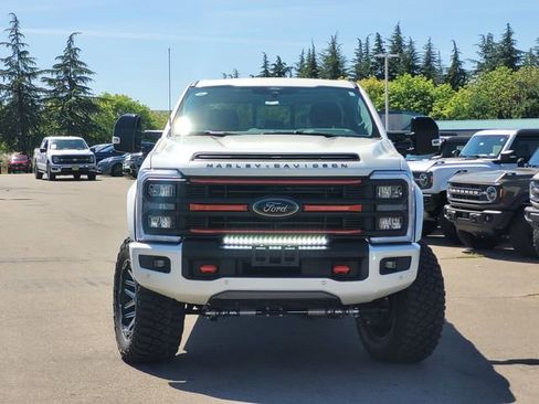 New 2026 Ford F250 Lariat w/ Black Appearance Package AWD/4WD image 3