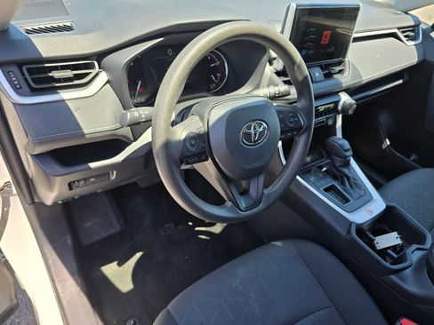 Used 2024 Toyota RAV4 XLE FWD image 14
