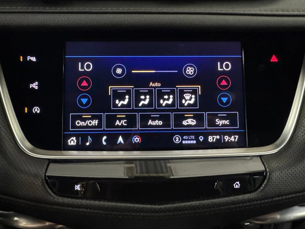Certified 2023 Cadillac XT5 Premium Luxury w/ Technology Package AWD/4WD image 25