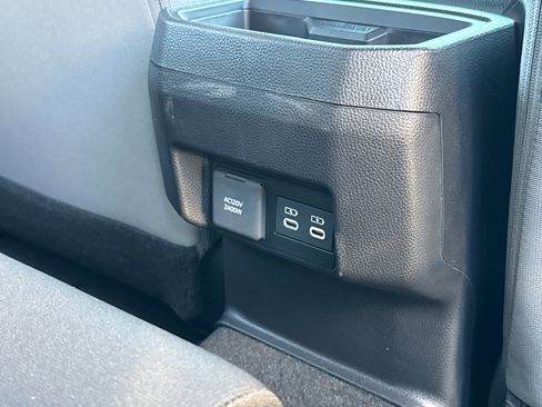 New 2025 Toyota Tacoma TRD Off-Road image 19