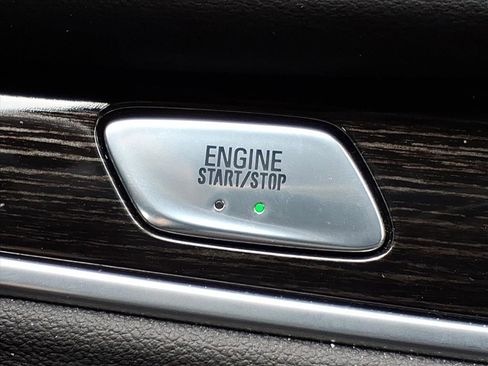 Used 2021 Buick Enclave Avenir w/ Avenir Technology Package image 23