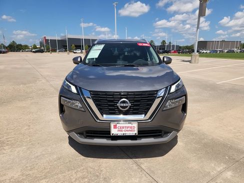 Certified 2023 Nissan Rogue SV w/ SV Premium B Package FWD image 11