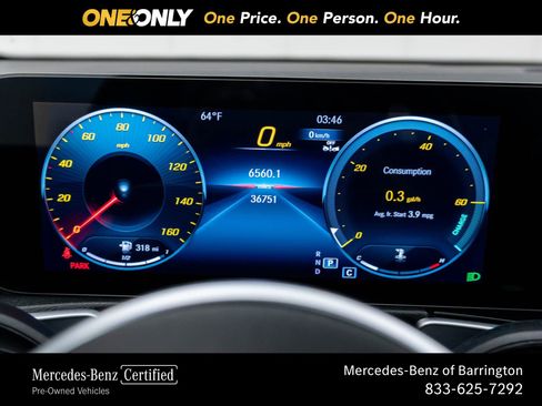 Used 2023 Mercedes-Benz GLB 250 4MATIC w/ Premium Package image 24