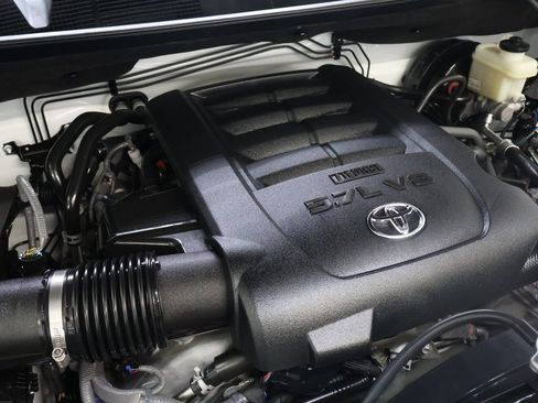 Used 2020 Toyota Tundra SR5 w/ TRD Off-Road Package image 23