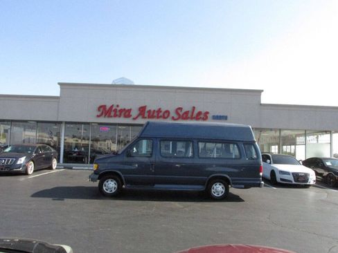 Used 1997 Ford E-350 and Econoline 350 XL RWD image 1