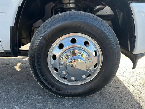 Used 2019 RAM 3500 Lone Star image 18