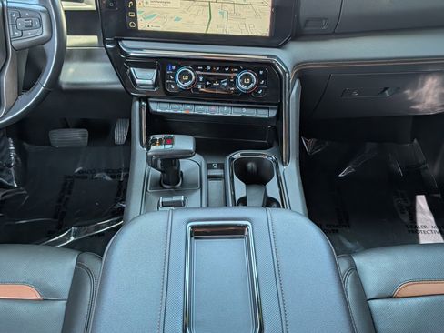 Used 2022 GMC Sierra 1500 AT4 w/ AT4 Preferred Package AWD/4WD image 27