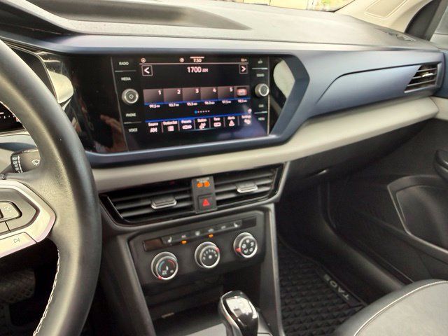 Used 2022 Volkswagen Taos SE FWD image 21