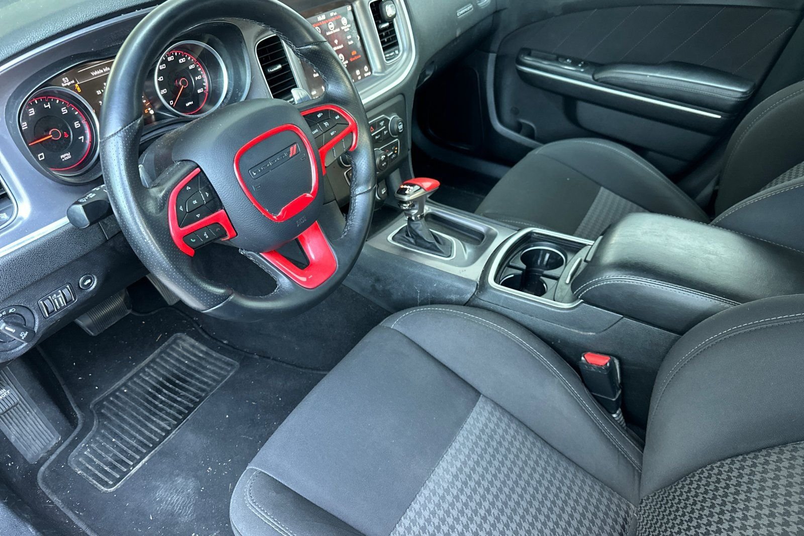 Used 2019 Dodge Charger R/T RWD image 10