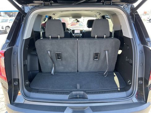 Used 2023 GMC Acadia SLE w/ Infotainment Package AWD/4WD image 39
