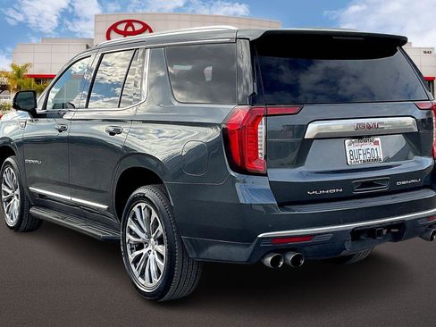 Used 2021 GMC Yukon Denali w/ Advanced Technology Package image 2