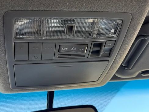 Used 2008 Toyota Highlander Limited AWD/4WD image 32