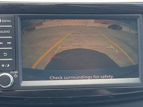 Used 2019 Nissan Sentra SR FWD image 13