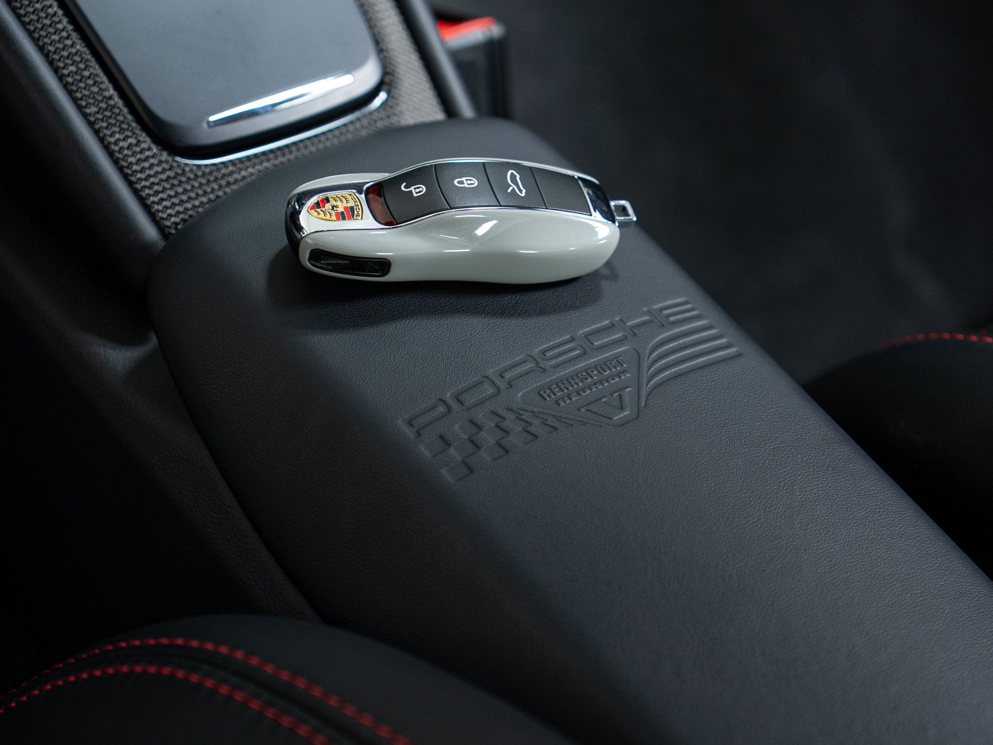 Certified 2016 Porsche 911 Carrera GTS RWD image 37