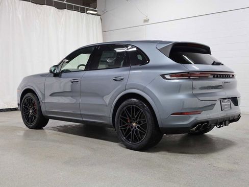 New 2026 Porsche Cayenne S AWD/4WD image 3