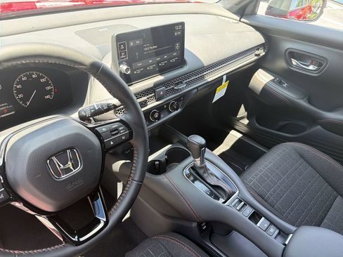 Certified 2026 Honda HR-V Sport image 23