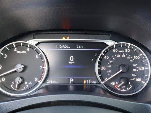 Used 2025 Nissan Altima 2.5 SV image 19