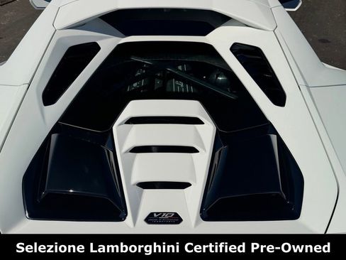 Used 2023 Lamborghini Huracan Tecnica RWD image 15