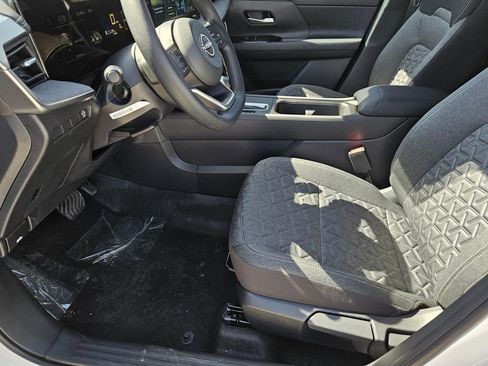 New 2026 Nissan Kicks SV image 13