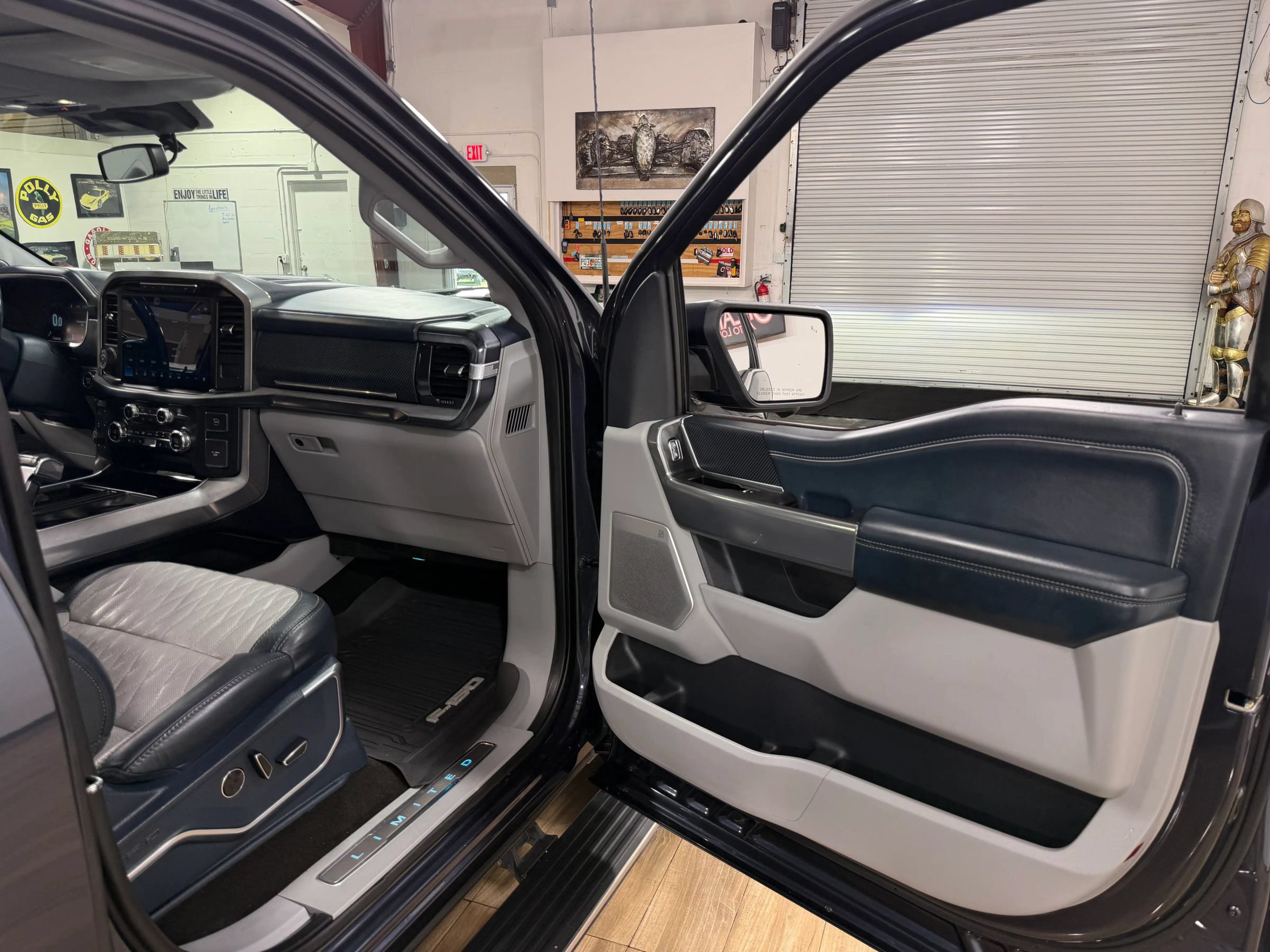 Used 2021 Ford F150 Limited AWD/4WD image 19