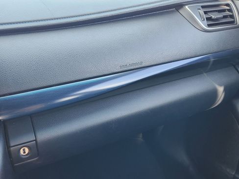 Used 2016 Toyota Camry SE image 23