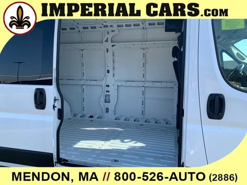 New 2026 RAM ProMaster 2500 w/ Quick Order Package 22G SLT image 15