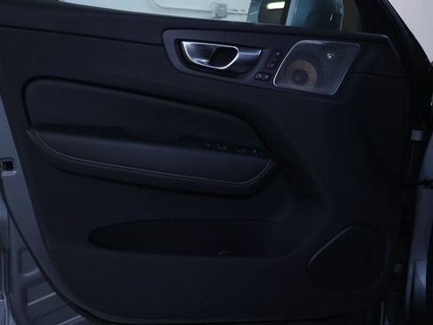 Used 2019 Volvo XC60 T8 Inscription w/ Advanced Package AWD/4WD image 13