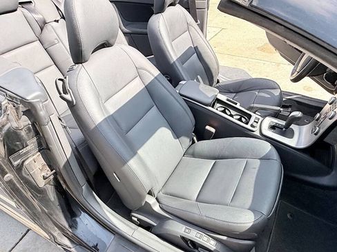 Used 2009 Volvo C70 T5 FWD image 44