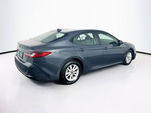 Used 2025 Toyota Camry LE image 9