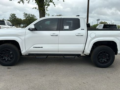 New 2026 Toyota Tacoma SR5 AWD/4WD image 4