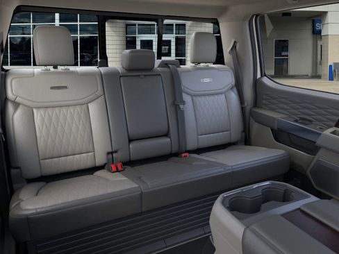 New 2025 Ford F250 Platinum w/ Platinum Plus Package image 40