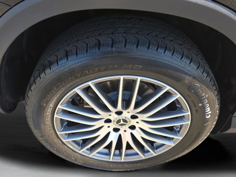 New 2026 Mercedes-Benz GLC 300 image 12