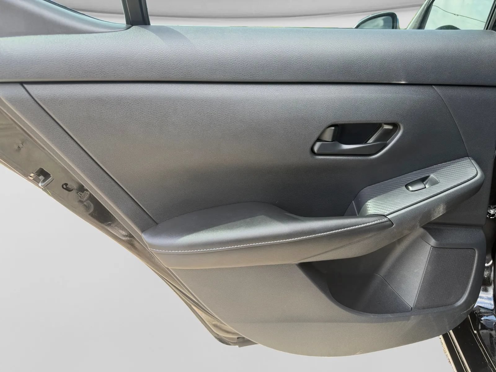 Used 2024 Nissan Sentra S FWD image 24