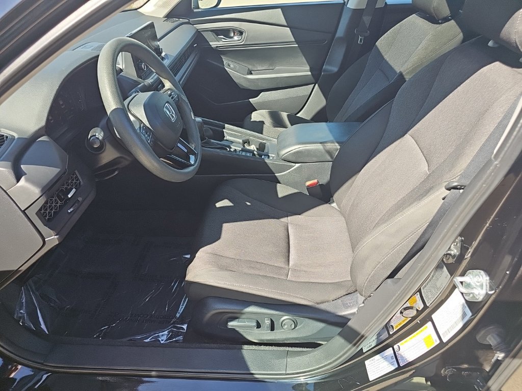 Used 2023 Honda Accord EX image 3